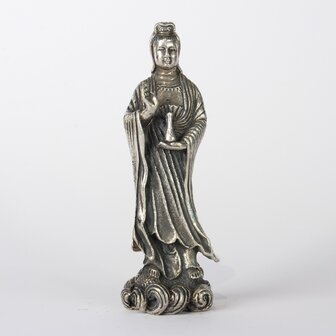 Kwan yin staand 6.7 cm