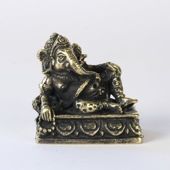 Ganesha reclining 2 cm