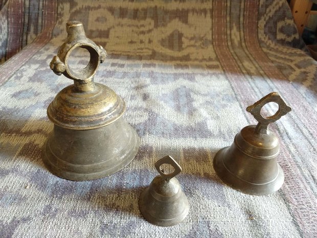 Authentische Vintage-Glocken, Bronze (klein-2) ±200-300 Gram