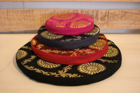 Klangschalenkissen flach, Brokat extra dick -25 cm